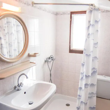Les Lauriers Roses By Interhome